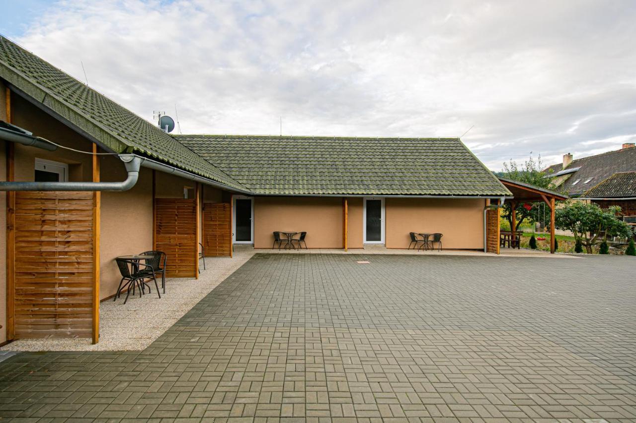 Apartmany Dolosin Velke Losiny Luaran gambar