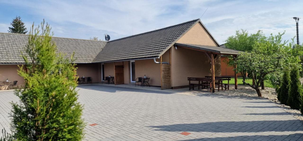 Apartmany Dolosin Velke Losiny Luaran gambar